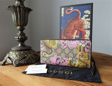 black gucci wallet with tiger|gucci bengal tiger wallet.